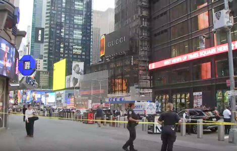 Woman randomly stabs 2 people in New York City's Times Square, killing 1, then is killed by police